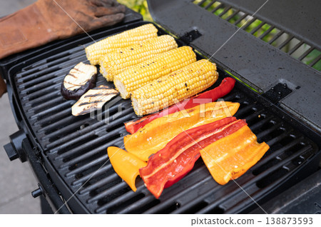 Grilled vegetables on barbecue: corn, peppers, eggplant Grilled vegetables on barbecue: corn, peppers, eggplant 138873593