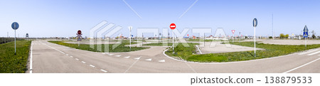 Autodrome. A platform for learning to lift a car Autodrome. A platform for learning to lift a car 138879533