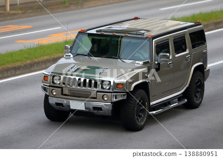 Image of a large American SUV vehicle Image of a large American SUV vehicle 138880951
