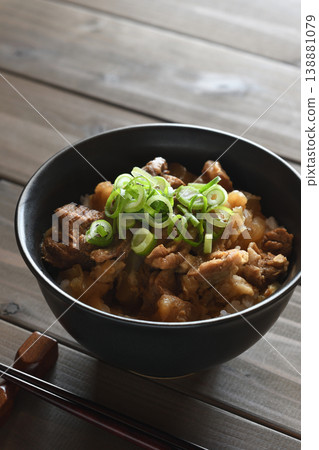 牛肉壽司飯碗 牛肉壽司飯碗 138881079