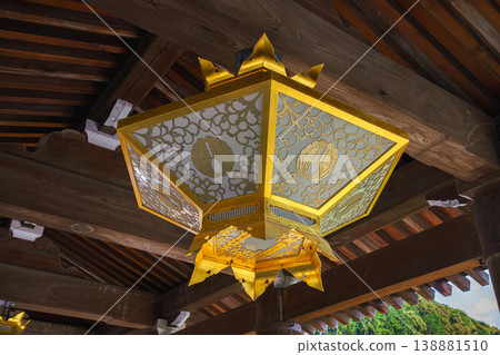 Kyoto, Japan - Oct 11 2025, Close-up view of the gilded decorative lantern hanging from the ceiling at Kiyomizu-dera Temple, Kyoto, Japan Kyoto, Japan - Oct 11 2025, Close-up view of the gilded decorative lantern hanging from the ceiling at Kiyomizu-dera Temple, Kyoto, Japan 138881510