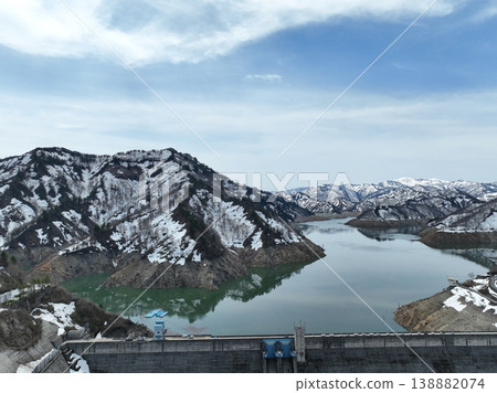 <Bird's-eye view> Snow-melting mountains and Lake Okutadami <Bird's-eye view> Snow-melting mountains and Lake Okutadami 138882074