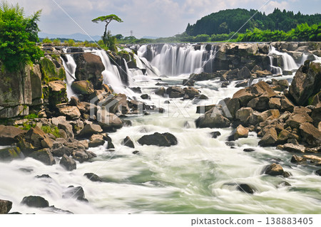 Sogaki waterfall 138883405