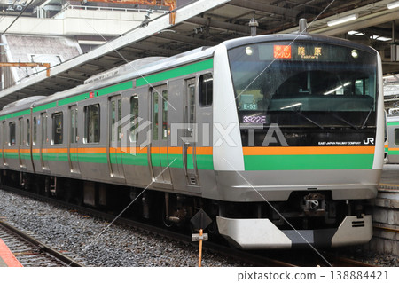 [JU] Takasaki Line E233 series train (Rapid Urban: Tokaido Line → Takasaki Line direct service) 138884421