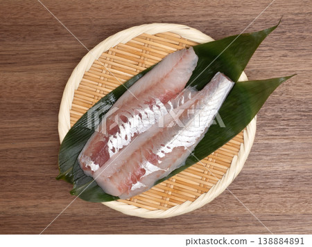 生魚片用魴魚 生魚片用魴魚 138884891