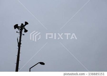A utility pole and 5 138885151