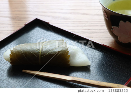 White sakura cake White sakura cake 138885233