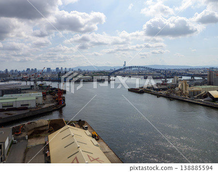 View of Osaka Port's inner harbor and cityscape from Namihaya Bridge View of Osaka Port's inner harbor and cityscape from Namihaya Bridge 138885594