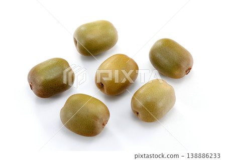 Kiwi fruit white back Kiwi fruit white back 138886233