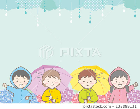 孩子們穿著雨衣，撐著傘，旁邊是一束繡球花。 138889131