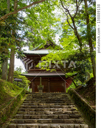 The stone steps leading to the Monju-ro (Monju Tower) of Enryaku-ji Temple on Mount Hiei. 138889138