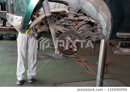 Automotive inspection, maintenance, and repair shop, repair technician, mechanic Automotive inspection, maintenance, and repair shop, repair technician, mechanic 138890099