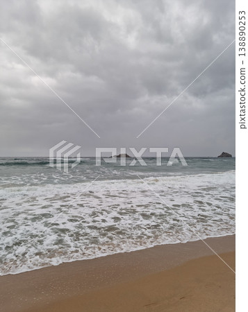 sea sea 138890253