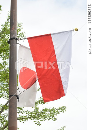 日本和波蘭國旗 138890858