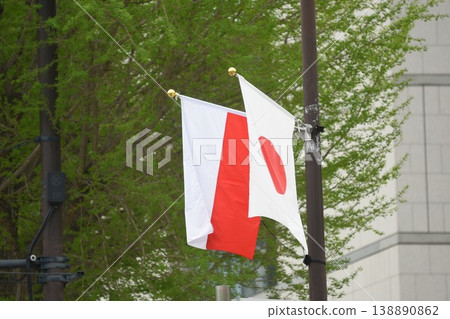 日本和波蘭國旗 138890862