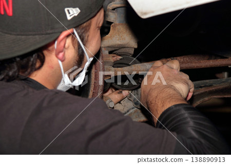Automobile inspection, maintenance, repair shop repair Automobile inspection, maintenance, repair shop repair 138890913