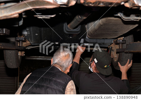 Automobile inspection, maintenance, repair shop repair Automobile inspection, maintenance, repair shop repair 138890948