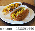 hot dog  138891440