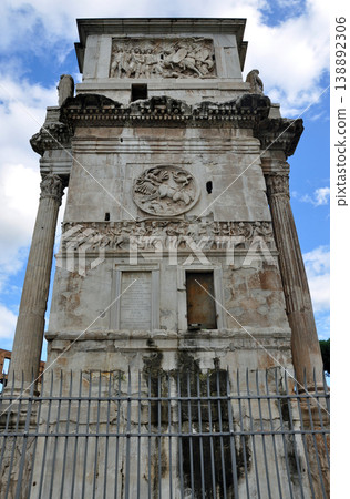 Italy, Rome, World Heritage Site, Arch of Constantine, West Side Italy, Rome, World Heritage Site, Arch of Constantine, West Side 138892306