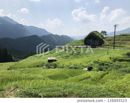 Beautiful green mountains 138893523