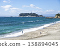 In front of Shonan Kamakura High School, with Enoshima and the beautiful sea in the background. 138894045
