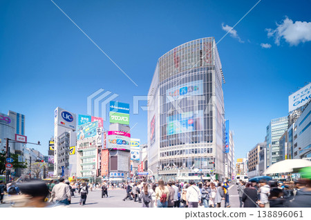 Shibuya Scramble Crossing under a blue sky 2026 Shibuya Scramble Crossing under a blue sky 2026 138896061