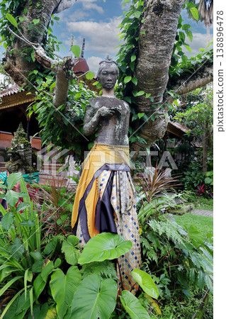 Bali Ubud Royal Palace 138896478