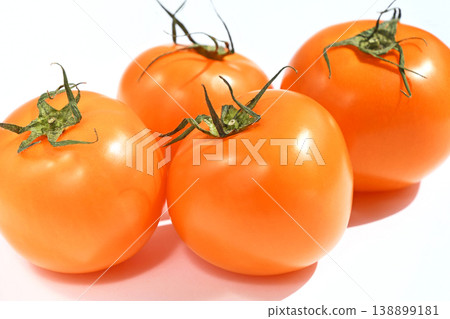 Tomato (Momotaro Gold) Tomato (Momotaro Gold) 138899181