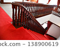 紅色樓梯 138900619