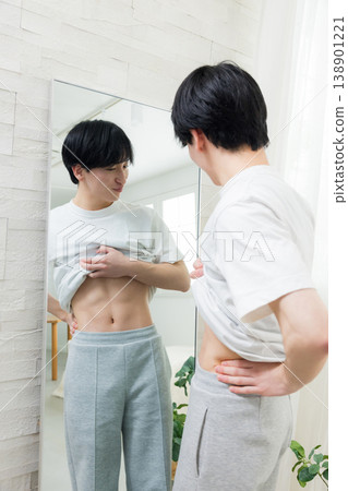 Image of a young man dieting 138901221