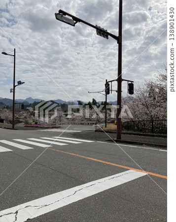 Intersection as seen from inside a car Intersection as seen from inside a car 138901430