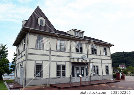 Tsuruga Railway Museum (former Tsuruga Port Station building) 138902295