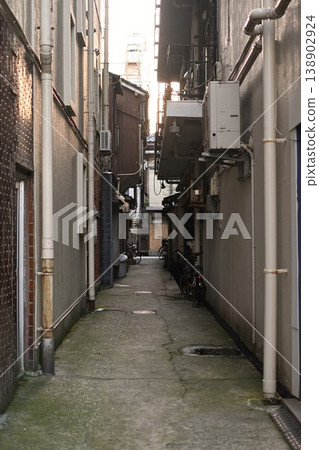 新潟市中央區古町小巷內的景象（新潟縣新潟市中央區） 138902924