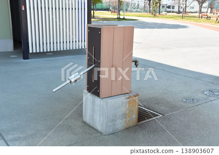 Kawaguchi City Numata Park_Hand Pump_02 138903607