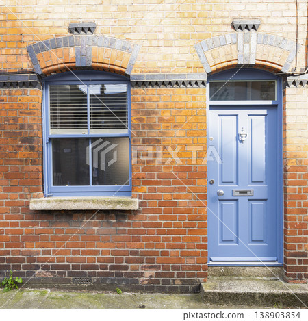 the traditional colored doors in the buildings of Dublin, Ireland 138903854