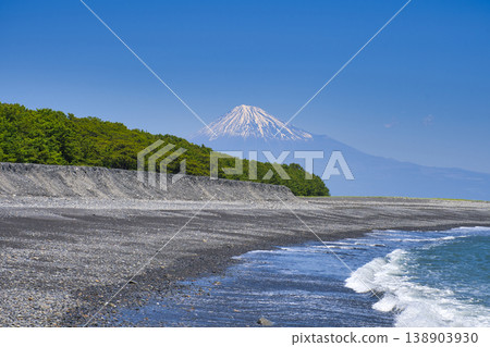[Shizuoka Prefecture] Miho no Matsubara and Mt. Fuji 138903930