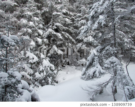 Snow-covered Yatsugatake Mountains, Akadake Snow-covered Yatsugatake Mountains, Akadake 138909739