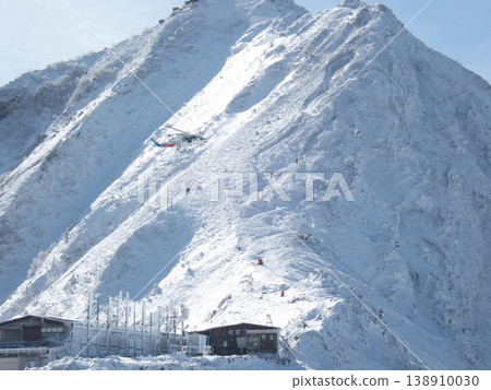 Snow-covered Yatsugatake Mountains, Akadake Snow-covered Yatsugatake Mountains, Akadake 138910030