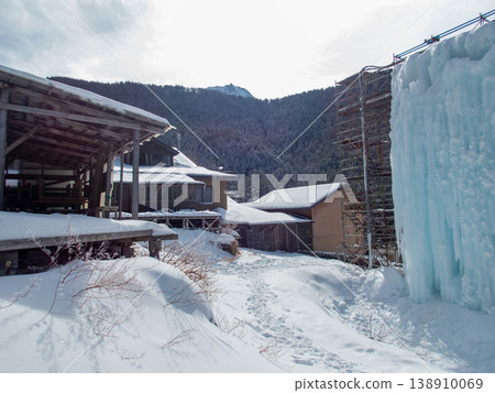 白雪皚皚的八嶽山脈,赤岳 白雪皚皚的八嶽山脈,赤岳 138910069