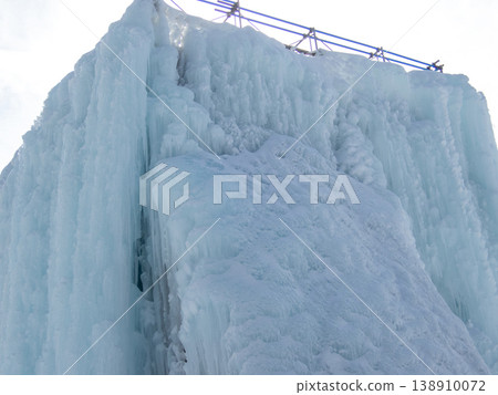 白雪皚皚的八嶽山脈,赤岳 白雪皚皚的八嶽山脈,赤岳 138910072