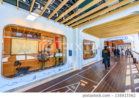 Umihotaru Parking Area, located on the Tokyo Bay Aqua-Line in Kisarazu City, Chiba Prefecture. 138915562