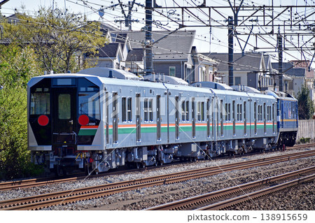 東海道本線,二宮-大磯,JR貨運,EF210-351(吹田)+ E723系 5000系,B-1 + B-2 東海道本線,二宮-大磯,JR貨運,EF210-351(吹田)+ E723系 5000系,B-1 + B-2 138915659