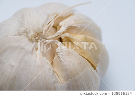 garlic garlic 138916134