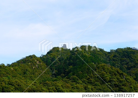 Gifu Castle that can be seen in the distance Gifu Castle that can be seen in the distance 138917257