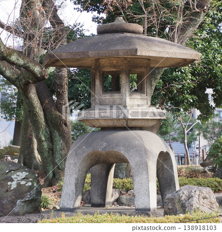 原岩崎宅邸花園燈籠 原岩崎宅邸花園燈籠 138918103