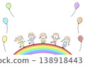 孩子們在彩虹和氣球上玩耍 138918443