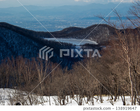 Snow-covered Mt. Akagi climbing routes and surrounding areas Snow-covered Mt. Akagi climbing routes and surrounding areas 138919647