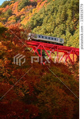 JR Kamaishi Line Onigazawa Bridge and KiHa 100 series diesel railcar 138919779