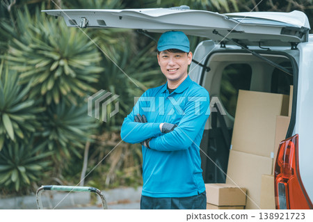 輕型貨車司機 輕型貨車司機 138921723