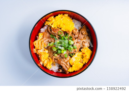 Pork and egg rice bowl; Fluffy egg stamina rice bowl 138922492